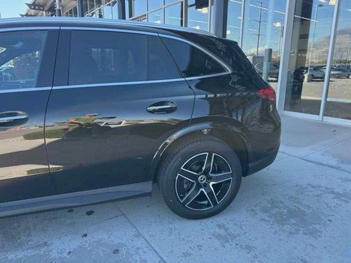 2026 Mercedes-Benz GLC 300 Base 4MATIC