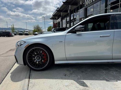 2025 Mercedes-Benz AMG S 63 E Base