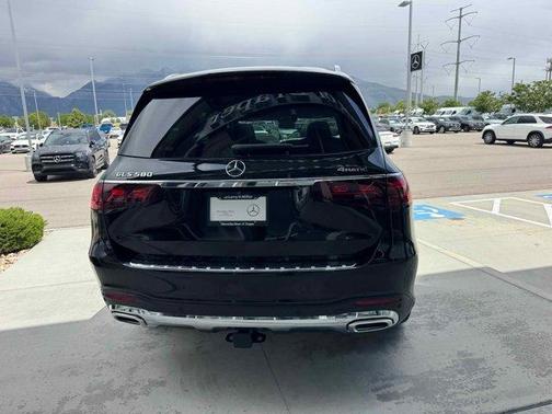 2025 Mercedes-Benz GLS 580 Base 4MATIC