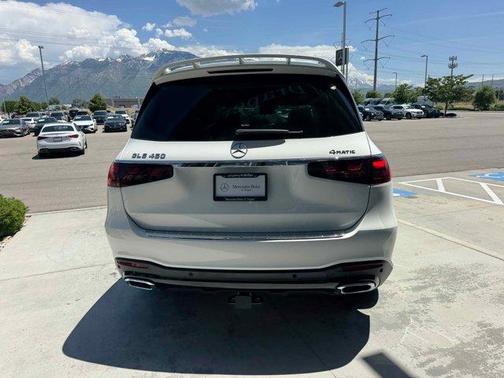 2025 Mercedes-Benz GLS 450 4MATIC