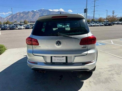 2016 Volkswagen Tiguan R-Line