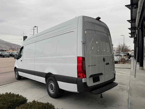 2025 Mercedes-Benz Sprinter 2500 High Roof