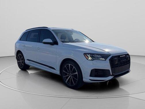 2023 Audi Q7 55 Prestige