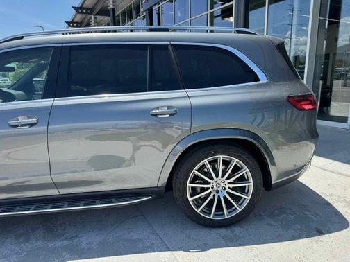 2025 Mercedes-Benz GLS 580 Base 4MATIC