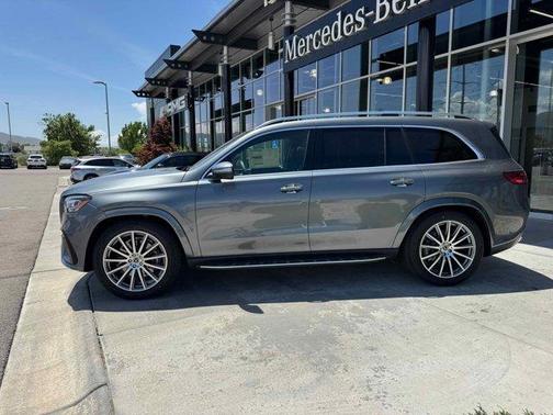 2025 Mercedes-Benz GLS 580 Base 4MATIC