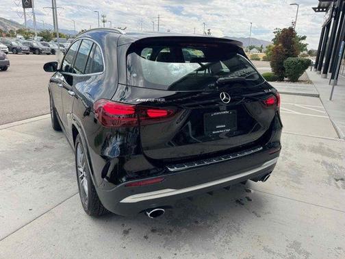 2025 Mercedes-Benz AMG GLA 35 Base