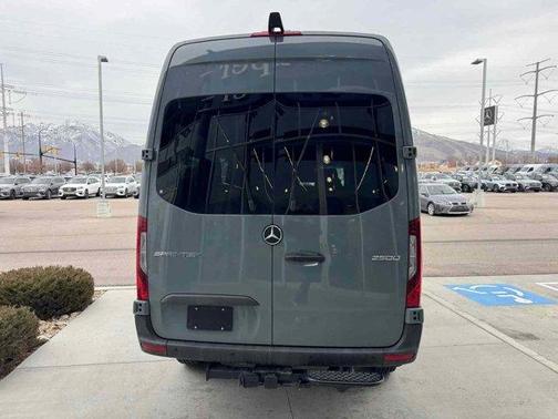 2025 Mercedes-Benz Sprinter 2500 144 WB Standard Roof Passenger