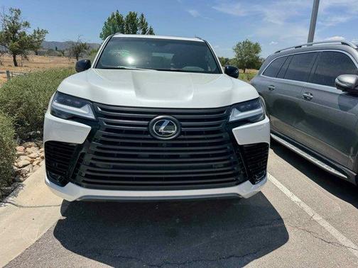 2023 Lexus LX 600 Premium