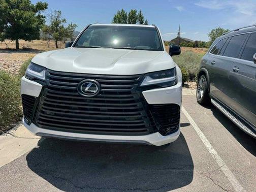 2023 Lexus LX 600 Premium