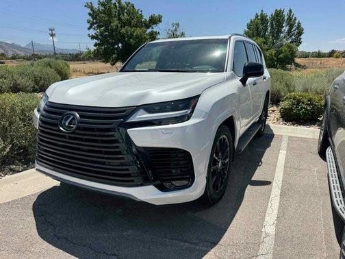 2023 Lexus LX 600 Premium