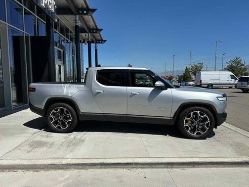 2022 Rivian R1T Adventure Package