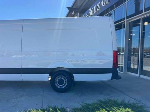 2024 Mercedes-Benz Sprinter 2500 170 WB High Roof Extended Cargo