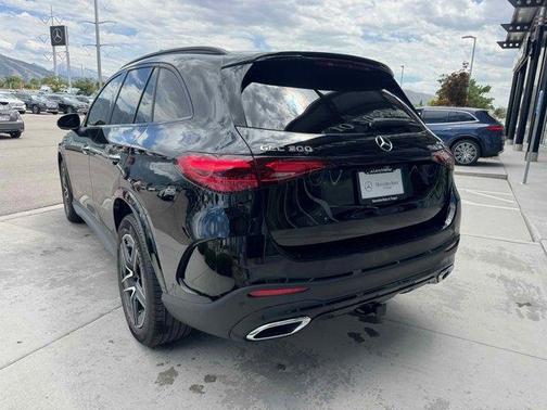 2024 Mercedes-Benz GLC 300 Base 4MATIC