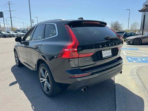 2019 Volvo XC60 T5 Momentum