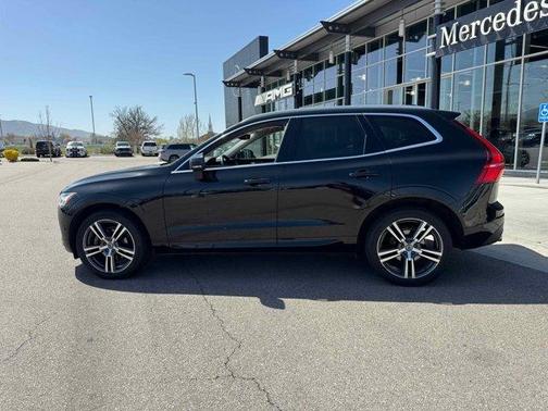 2019 Volvo XC60 T5 Momentum