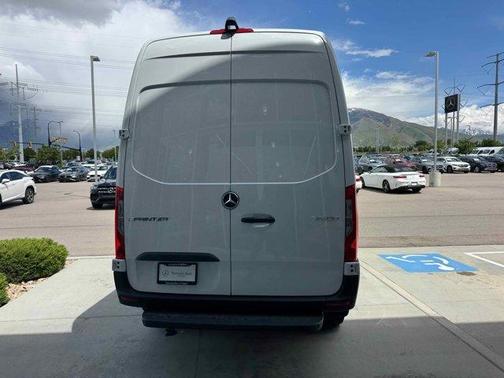 2025 Mercedes-Benz Sprinter 2500 Standard Roof