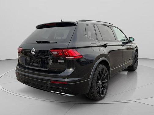2020 Volkswagen Tiguan 2.0T SE R-Line Black