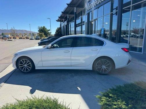 2020 BMW 330 i
