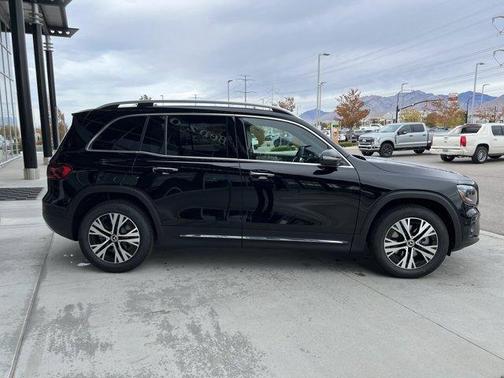 2026 Mercedes-Benz GLB 250 Base 4MATIC