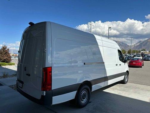 2026 Mercedes-Benz Sprinter 2500 High Roof