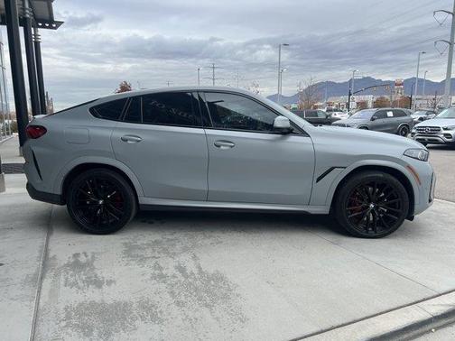 2024 BMW X6 xDrive40i