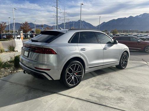2019 Audi Q8 Prestige