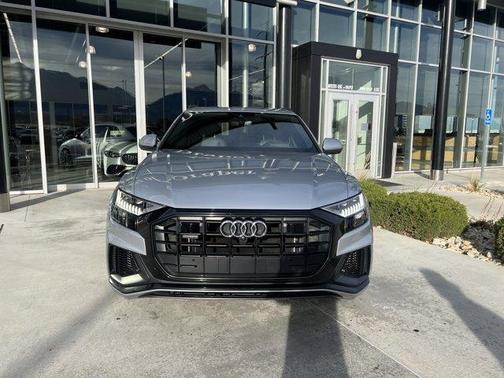 2019 Audi Q8 Prestige