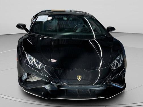 2021 Lamborghini Huracan EVO Base