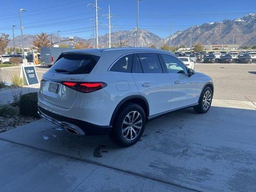 2026 Mercedes-Benz GLC 300 Base 4MATIC