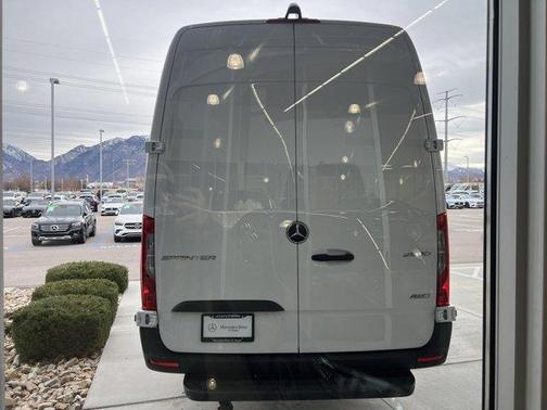 2026 Mercedes-Benz Sprinter 2500 170 WB High Roof Extended Cargo