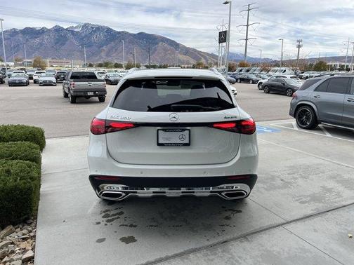 2026 Mercedes-Benz GLC 300 Base 4MATIC