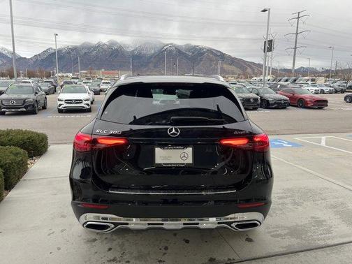 2025 Mercedes-Benz GLC 300 Base 4MATIC