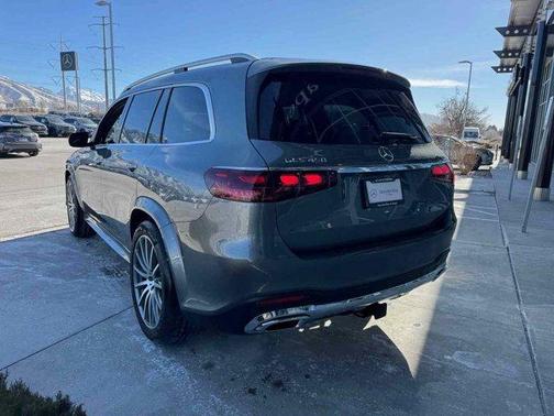 2025 Mercedes-Benz GLS 450 4MATIC