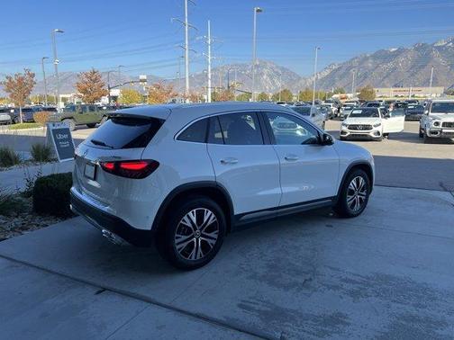 2025 Mercedes-Benz GLA 250 Base 4MATIC