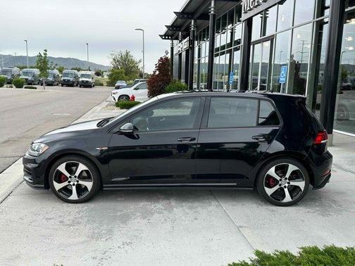 2018 Volkswagen Golf GTI 2.0T S 4-Door