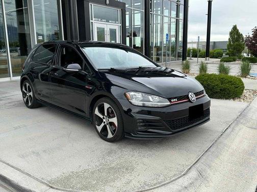 2018 Volkswagen Golf GTI 2.0T S 4-Door