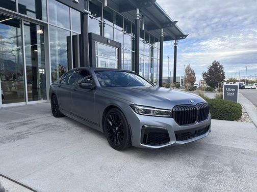 2022 BMW 750 i xDrive