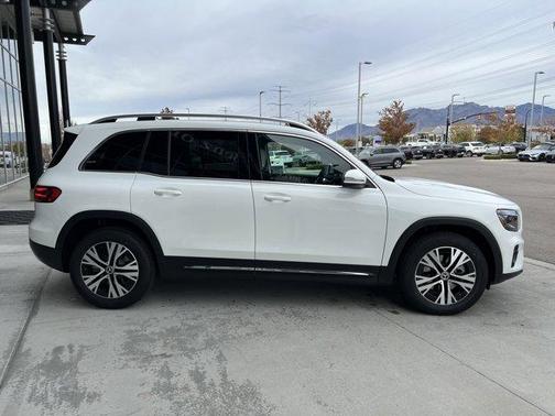 2026 Mercedes-Benz GLB 250 Base 4MATIC