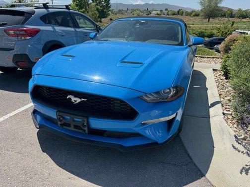 2022 Ford Mustang EcoBoost Premium