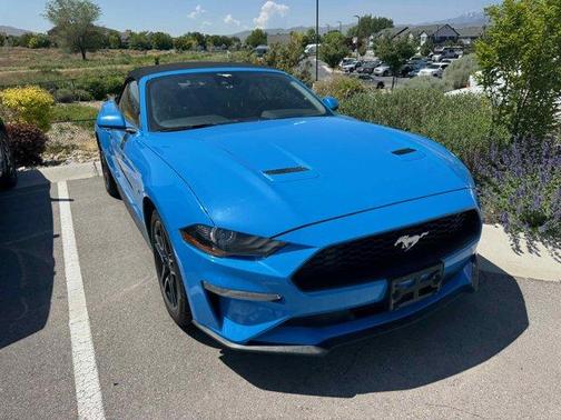 2022 Ford Mustang EcoBoost Premium