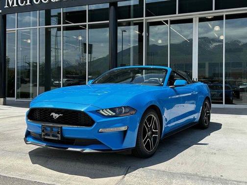 2022 Ford Mustang EcoBoost Premium
