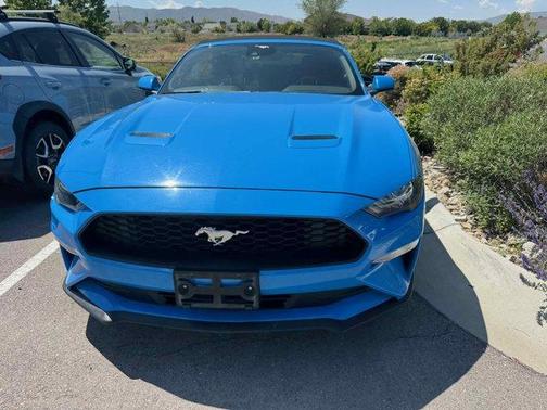 2022 Ford Mustang EcoBoost Premium