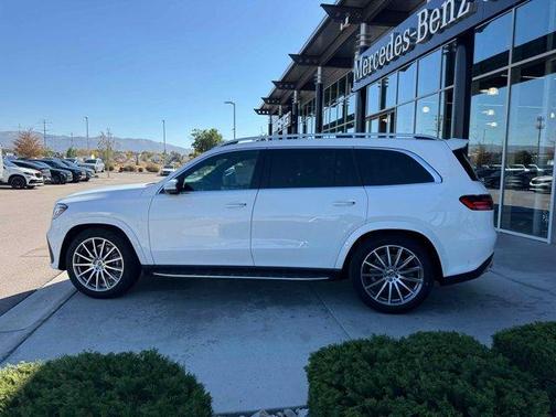 2026 Mercedes-Benz GLS 450 4MATIC