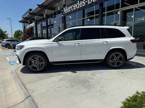 2025 Mercedes-Benz GLS 450 4MATIC