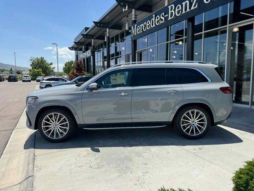 2025 Mercedes-Benz GLS 450 4MATIC