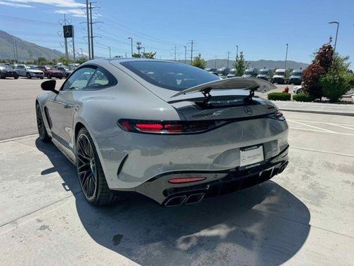2025 Mercedes-Benz AMG GT 63 S E Performance