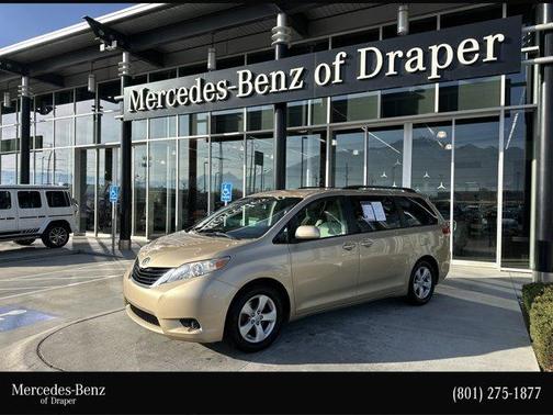 2011 Toyota Sienna LE