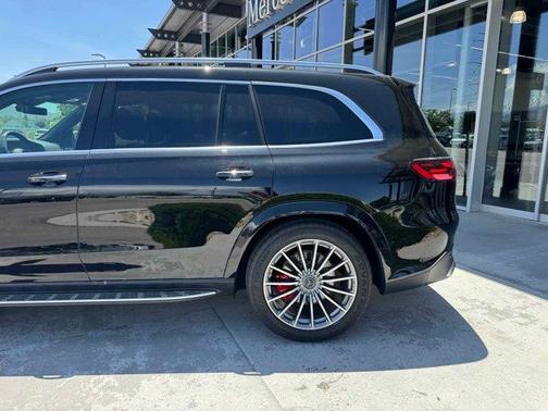 2025 Mercedes-Benz AMG GLS 63 Base