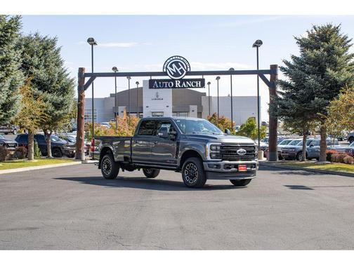 2026 Ford F-350 Platinum