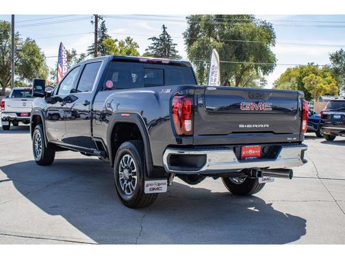 2026 GMC Sierra 2500 SLE